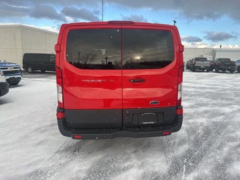 Used 2018 Ford Transit 150 XL image 7
