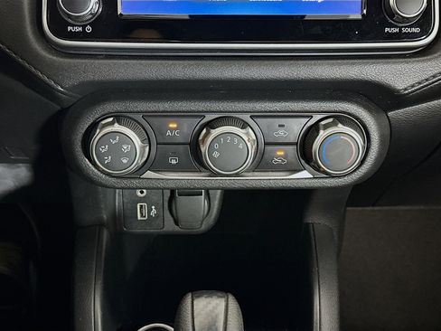 Used 2021 Nissan Versa S FWD image 22