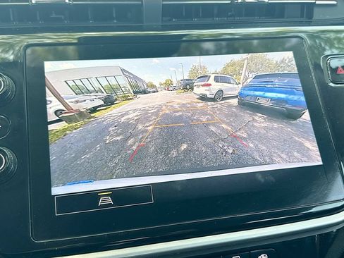 Used 2022 Chevrolet Bolt EUV LT FWD image 13