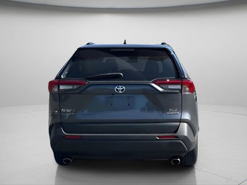 Used 2022 Toyota RAV4 XLE w/ Convenience Package AWD/4WD image 5