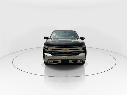 Used 2021 Chevrolet Silverado 1500 LTZ w/ LTZ Premium Package AWD/4WD image 3