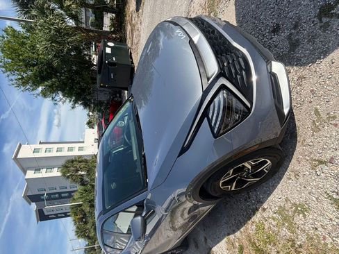 Used 2025 Kia Sportage LX FWD image 8