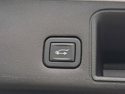 Used 2021 GMC Terrain SLT w/ Infotainment Package II image 34