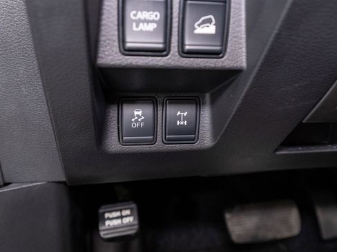 Used 2023 Nissan Frontier PRO-4X w/ Pro-4X Premium Package image 36