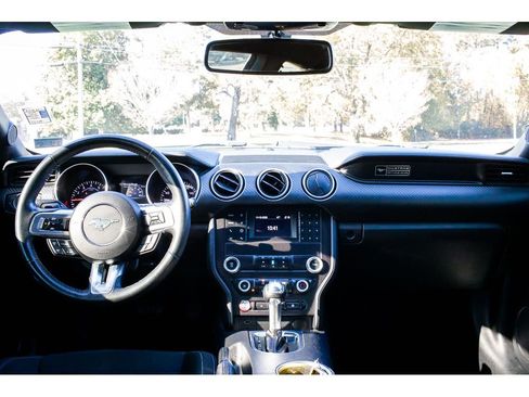 Used 2020 Ford Mustang Coupe image 10