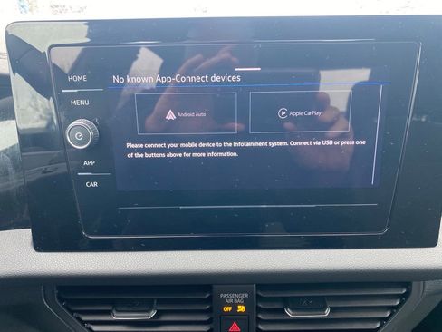 Used 2025 Volkswagen Jetta Sport image 17