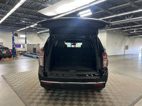 Used 2021 Chevrolet Tahoe LT w/ LT Signature Package AWD/4WD image 10