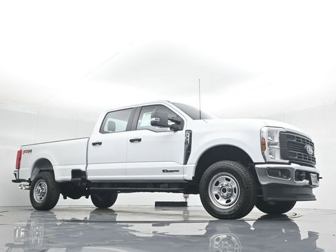 New 2026 Ford F350 XL w/ XL Driver Assist Package image 3