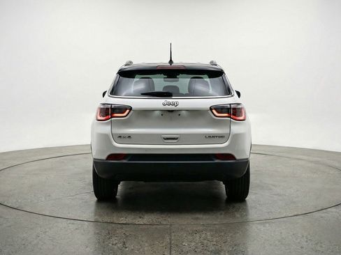 Used 2025 Jeep Compass Limited image 7