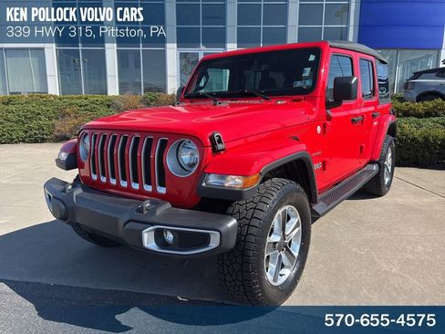 Used 2022 Jeep Wrangler Unlimited Sahara w/ Cold Weather Group AWD/4WD image 2