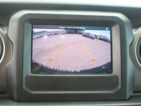 Used 2022 Jeep Wrangler Unlimited Sport AWD/4WD image 28