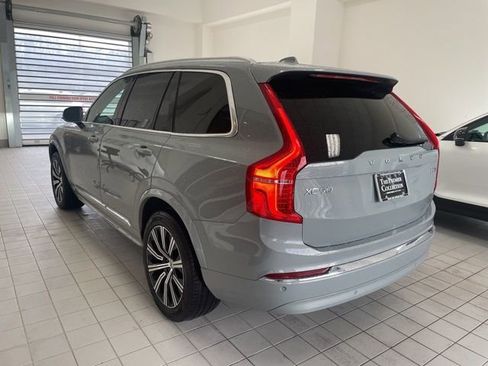 Certified 2025 Volvo XC90 B5 Core image 2