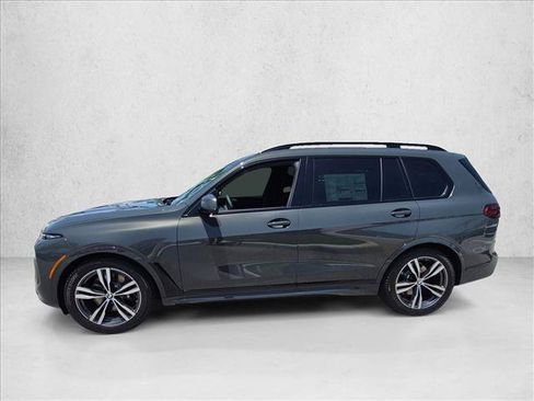 New 2027 BMW X7 xDrive40i w/ M Sport Package AWD/4WD image 5
