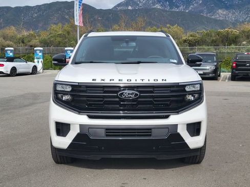 New 2026 Ford Expedition Max Platinum w/ Stealth Appearance Package image 5