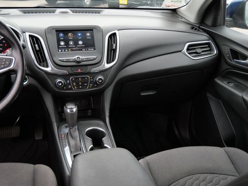 Used 2020 Chevrolet Equinox LT AWD/4WD image 11