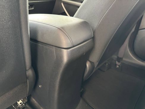 Used 2025 Kia Soul LX w/ LX Technology Package FWD image 23