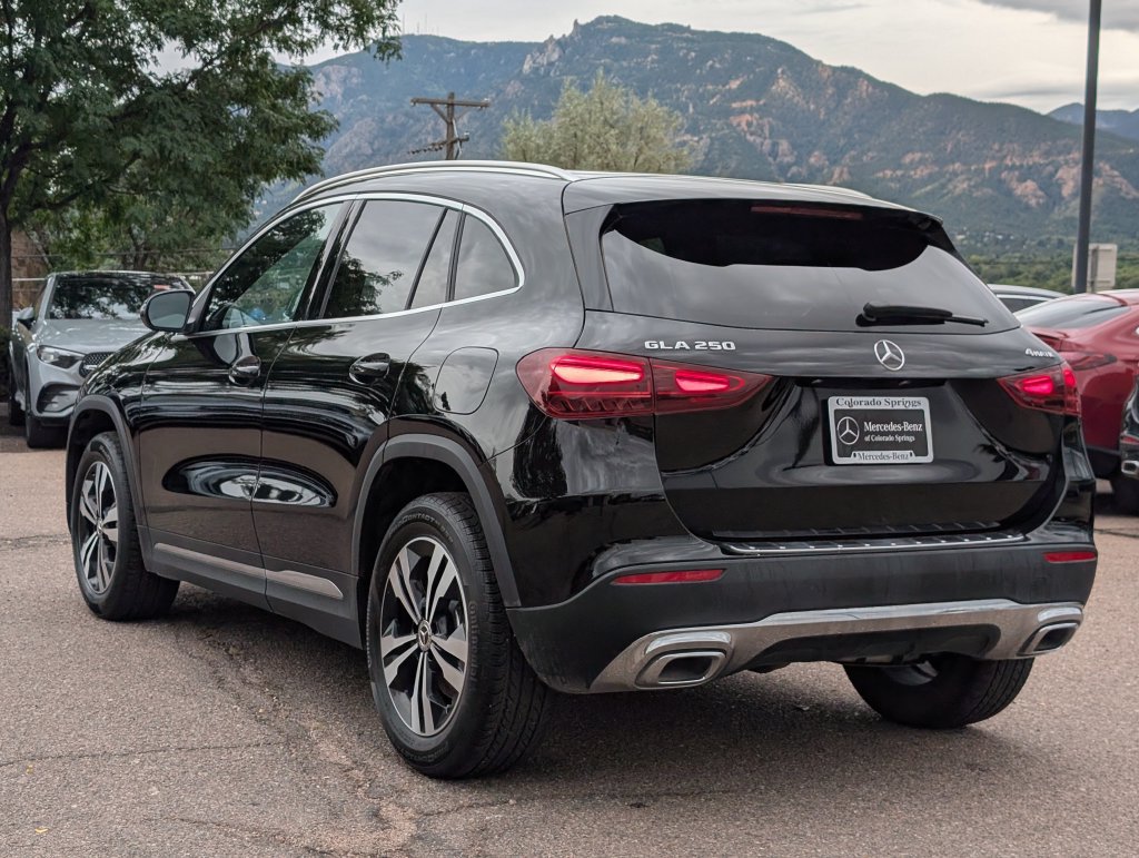 Used 2026 Mercedes-Benz GLA 250 4MATIC image 8