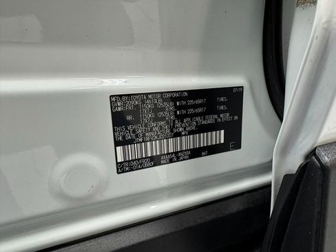 Used 2019 Toyota RAV4 LE w/ All Weather Liner Package AWD/4WD image 65