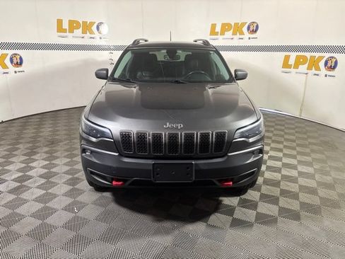 Used 2019 Jeep Cherokee Trailhawk w/ Comfort/Convenience Group AWD/4WD image 8