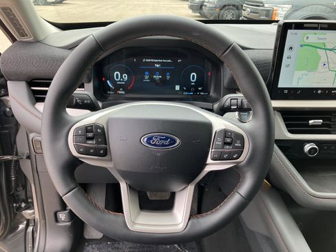 New 2026 Ford Explorer Active AWD/4WD image 10