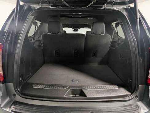Used 2024 GMC Yukon XL Denali RWD image 19