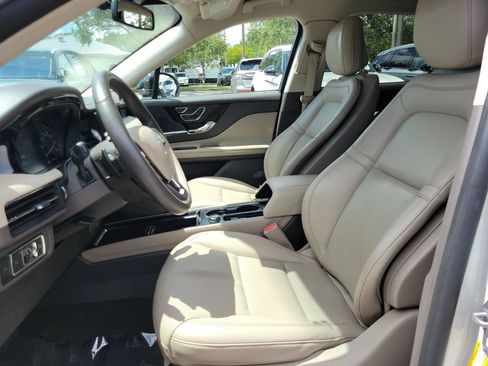 Certified 2020 Lincoln Corsair FWD image 17