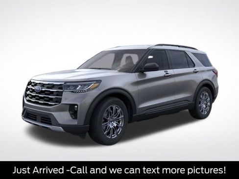 New 2026 Ford Explorer Active w/ Active Comfort Package AWD/4WD image 1