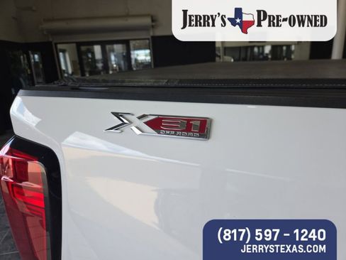 Used 2021 GMC Sierra 1500 SLT AWD/4WD image 5