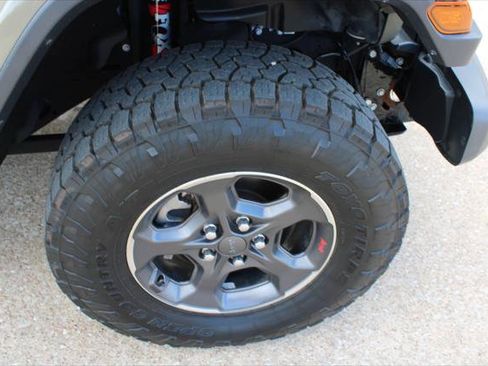 Certified 2020 Jeep Gladiator Rubicon image 18