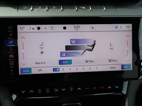 New 2026 Jeep Grand Cherokee Laredo image 22