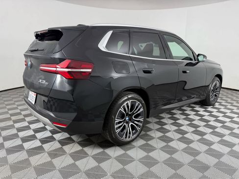 Certified 2025 BMW X3 xDrive30i w/ Premium Package image 4