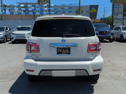 Used 2019 Nissan Armada SL w/ Premium Package image 5