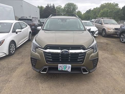 Used 2023 Subaru Ascent Touring AWD/4WD image 2