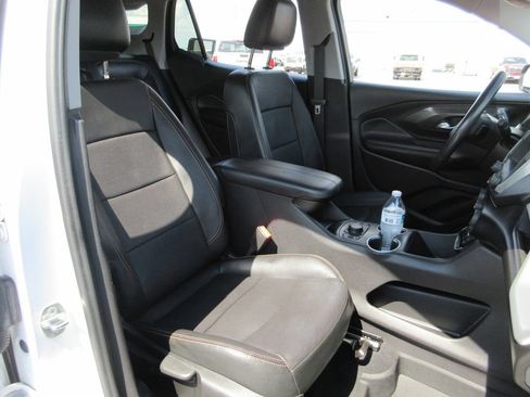 Used 2020 GMC Terrain SLT FWD image 20