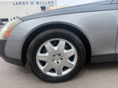 Used 2005 Maybach 57 RWD image 10