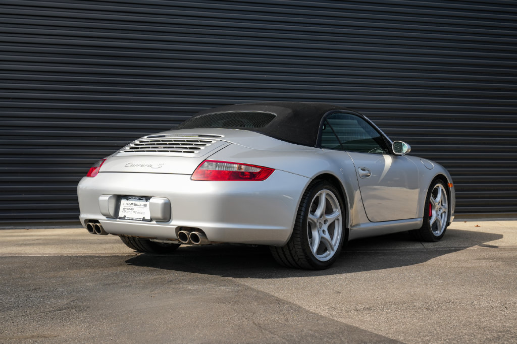 Used 2008 Porsche 911 Cabriolet image 15