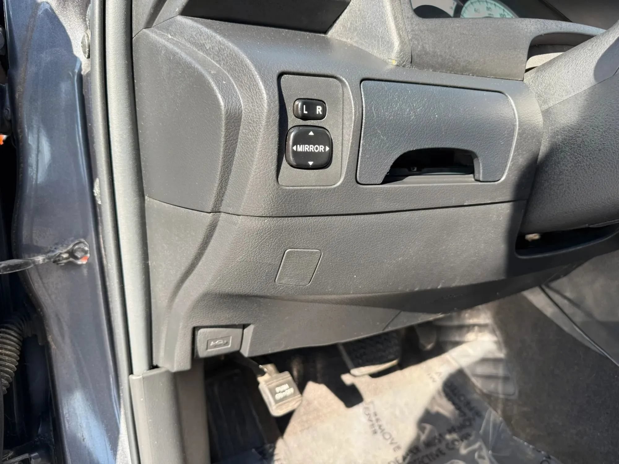 Used 2009 Toyota Camry SE FWD image 15