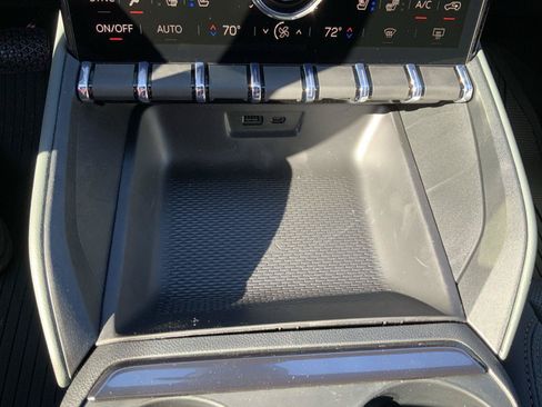 New 2026 GMC Terrain AT4 w/ Convenience Package III AWD/4WD image 46