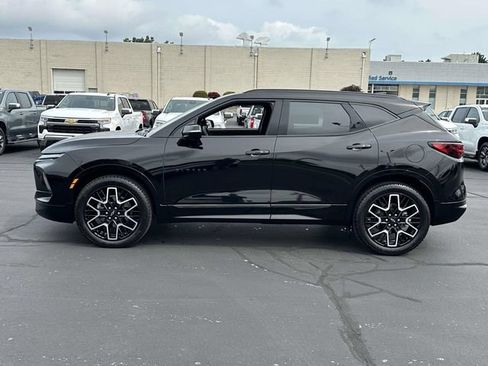 Certified 2024 Chevrolet Blazer RS w/ Enhanced Convenience Package AWD/4WD image 4