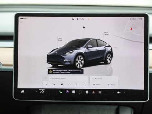 Used 2023 Tesla Model Y Long Range AWD/4WD image 14
