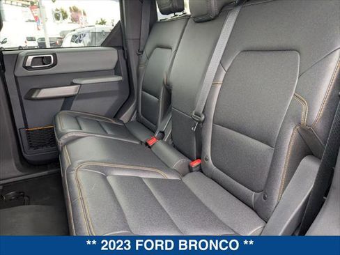 Certified 2023 Ford Bronco Badlands AWD/4WD image 21