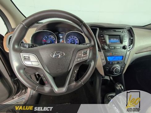 Used 2014 Hyundai Santa Fe GLS image 14