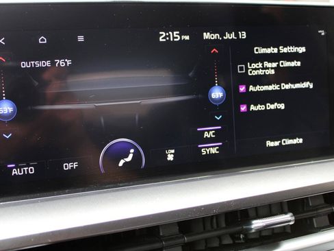 Used 2023 Kia Telluride S AWD/4WD image 36