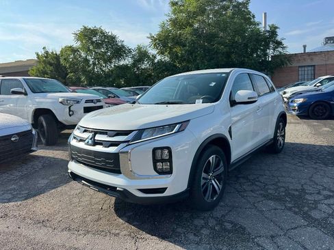Used 2020 Mitsubishi Outlander Sport SE image 3