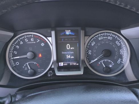 Used 2021 Toyota Tacoma SR5 image 11
