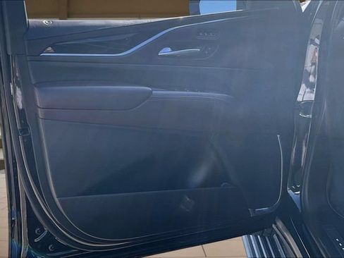 Used 2023 Cadillac Escalade V w/ LPO, ONYX Package AWD/4WD image 23