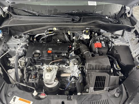 Certified 2025 Honda HR-V Sport image 9