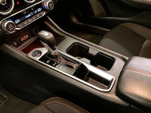 Used 2024 Nissan Sentra SR image 16