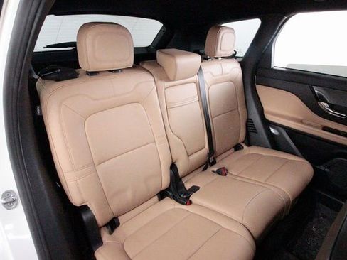 Used 2022 Lincoln Corsair Reserve w/ Equipment Group 201A image 27