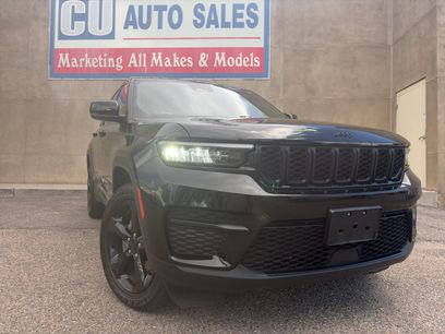 Used 2023 Jeep Grand Cherokee Altitude
